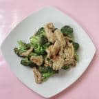 Best 芥兰鸡 Chicken with Broccoli in Sayville, NY